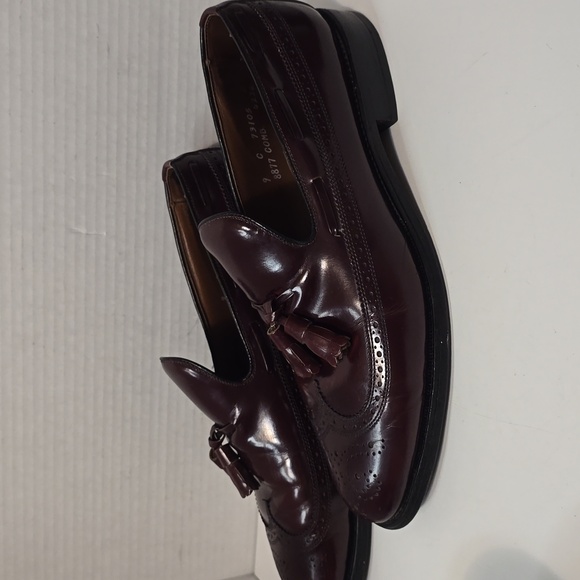 Allen Edmonds Berwick Maroon Tassel Loafers Sz 9 - Picture 1 of 7
